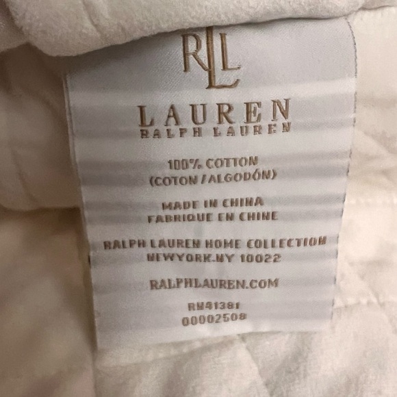 Lauren Ralph Lauren Home Collection Euro Pillow Shams, pre-owned cream 20x20 - Picture 1 of 5